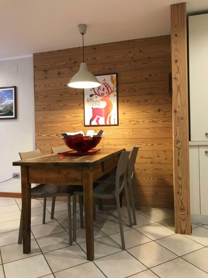 Alloggio Turistico Maison S Anselme Vda Aosta Cir 0015 Exterior foto